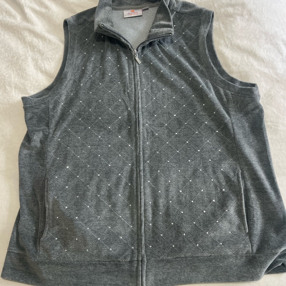 Quacker Factory Charcoal Sleeveless Vest